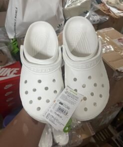 Crocs pallets